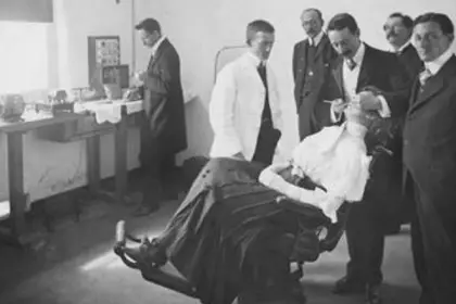 Historia de los Brackets